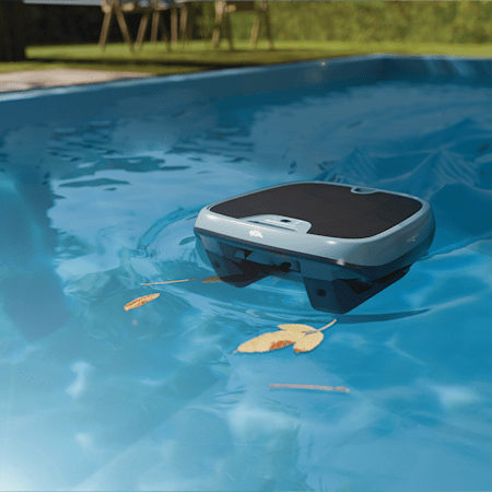 Dolphin Skimmi 300 Solar Robotic Pool Skimmer - Image 2
